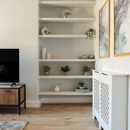 Ferienwohnung Stunning & Stylish 2 Bed Flat In West London Exterior foto