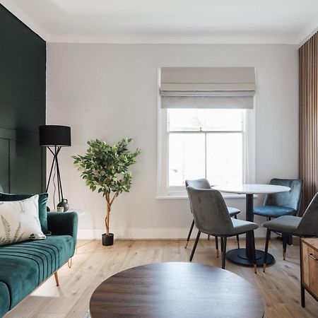 Ferienwohnung Stunning & Stylish 2 Bed Flat In West London Exterior foto