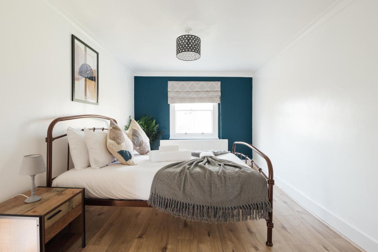 Ferienwohnung Stunning & Stylish 2 Bed Flat In West London Exterior foto