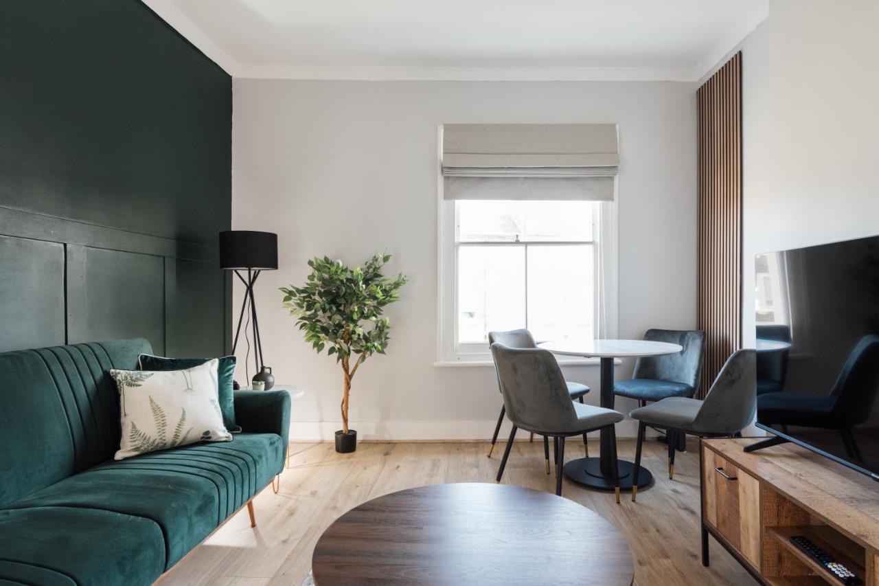 Ferienwohnung Stunning & Stylish 2 Bed Flat In West London Exterior foto