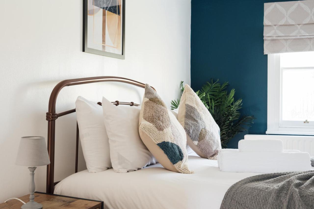 Ferienwohnung Stunning & Stylish 2 Bed Flat In West London Exterior foto